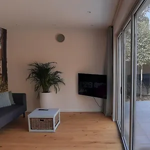Apartment Prive In Fietsen En Garage Inclusief