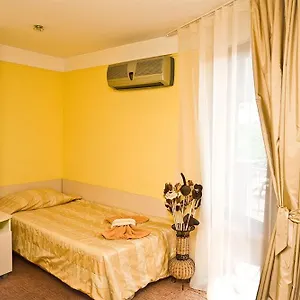 & Fotinov 2*, Burgas Bułgaria